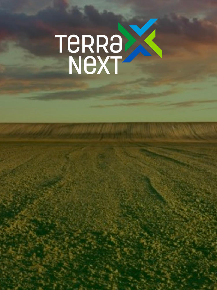 immagine che raffigura campo di grano e logo terranext