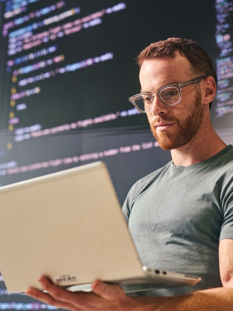 Man using a computer